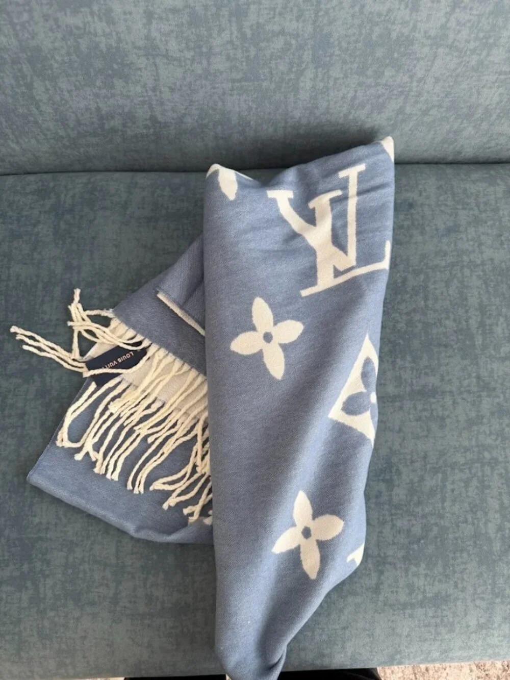 Luxury Blue Ivory 100% Cashmere Oversized Monogram Scarf Wrap Fringe 70 x 25